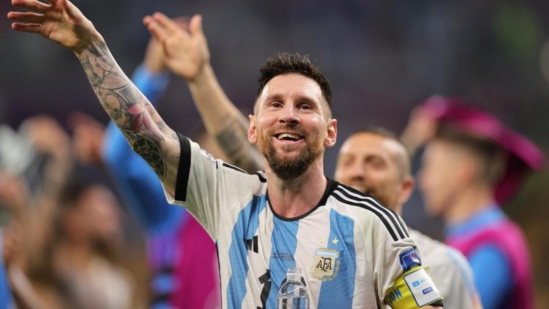 Messi convirtió el primer gol de Argentina contra Australia y jugó un gran partido.