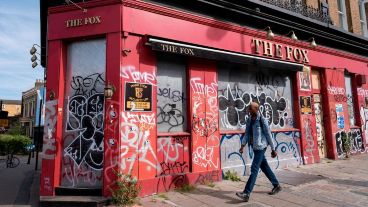 El covid, el Brexit y la guerra en Ucrania ejercien presión sostenida sobre los gastronómicos.