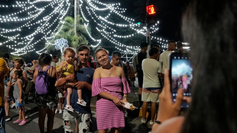 Una foto con el árbol más tradicional de la ciudad.