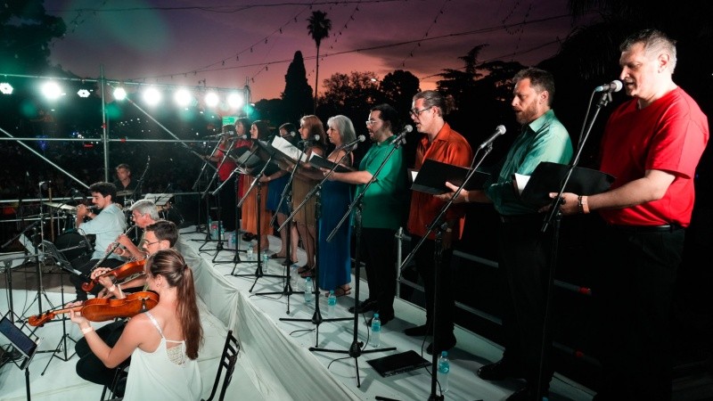 Hubo música en vivo. 