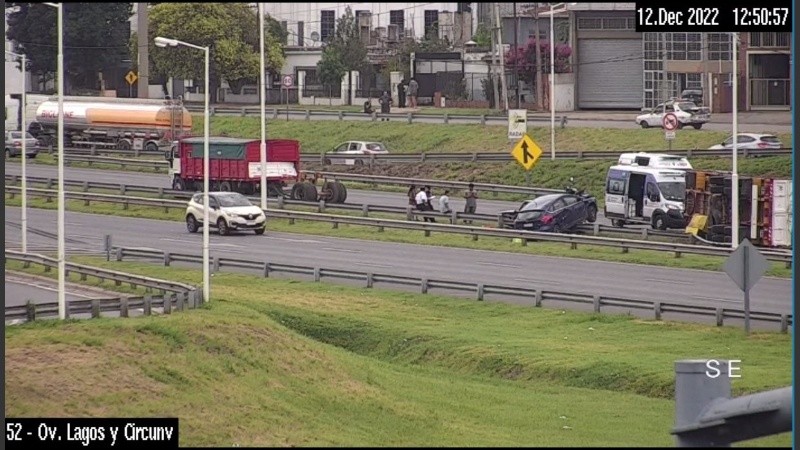 La colisión se produjo sentido norte a sur sobre Circunvalación. 