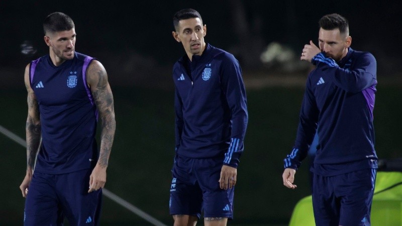 Argentina enfrenta a Croacia desde las 16 en el estadio de Lusail. 