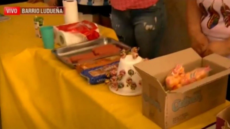 Feria de comida en Barrio Ludueña para recaudar dinero tras reiterados robos