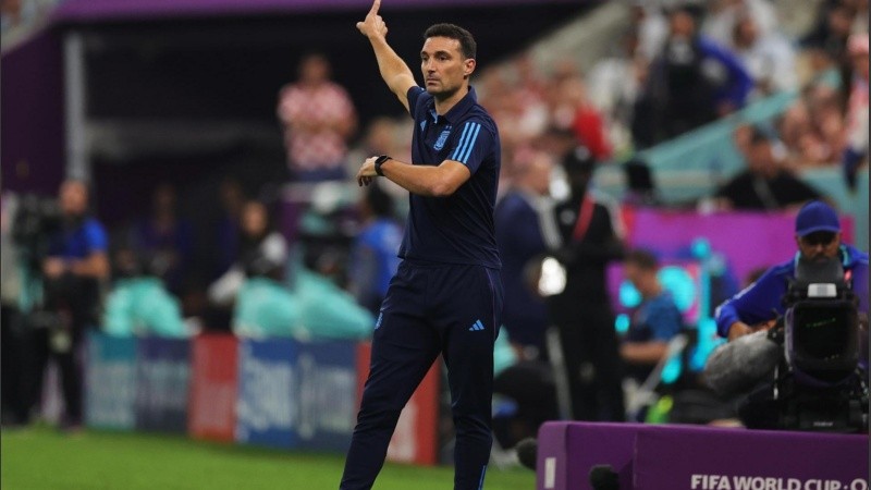 El técnico de Pujato llevó a la selección a conquistar la Copa América 2021 y quiere quedarse con la Copa del Mundo este domingo.