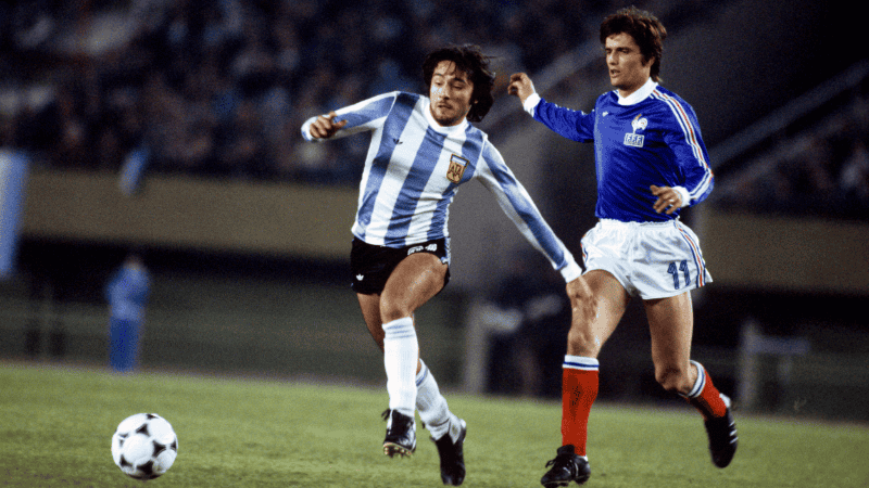 El Rana Valencia jugando ante Francia en la Copa del Mundo de 1978.