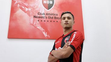 El mediocampista se sumará en las próximas horas a los entrenamientos leprosos.