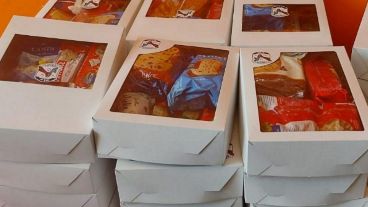 Más de 300 familias recibieron las donaciones.