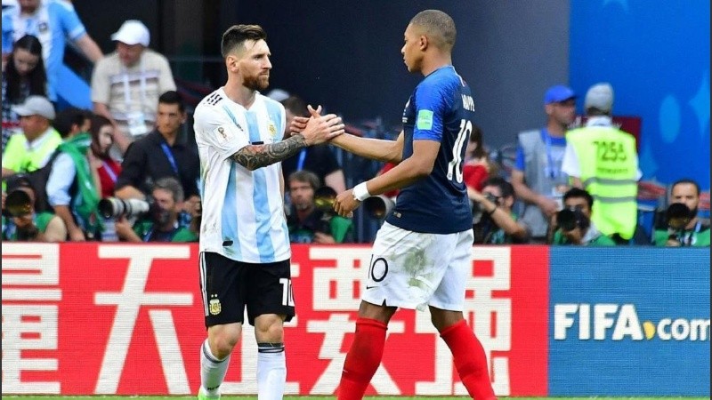 Messi y Mbappé se enfrentaron en los octavos de final de Rusia 2018 y este domingo volverán a cruzarse nada menos que en la final de Qatar 2022.