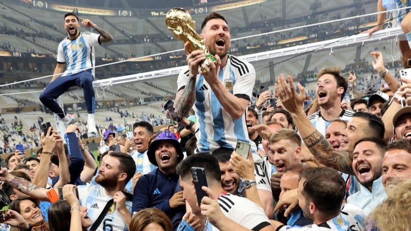  Sabía que Dios me lo iba a dar y presentía que iba a ser este”, dijo Lionel Messi sobre el Mundial de Qatar.
