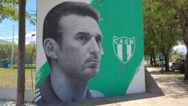 Scaloni será homenajeado en su club.