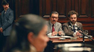 Ricardo Darín y Peter Lanzani, como los fiscales Julio Strassera y Luis Moreno Ocampo en la película "Argentina, 1985".