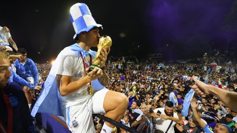La selección y el pueblo argentino festejan el tercer campeonato mundial en una jornada histórica
