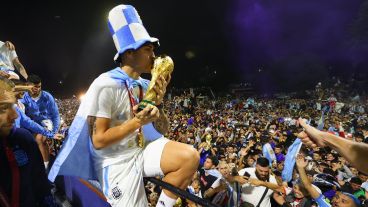 La selección y el pueblo argentino festejan el tercer campeonato mundial en una jornada histórica