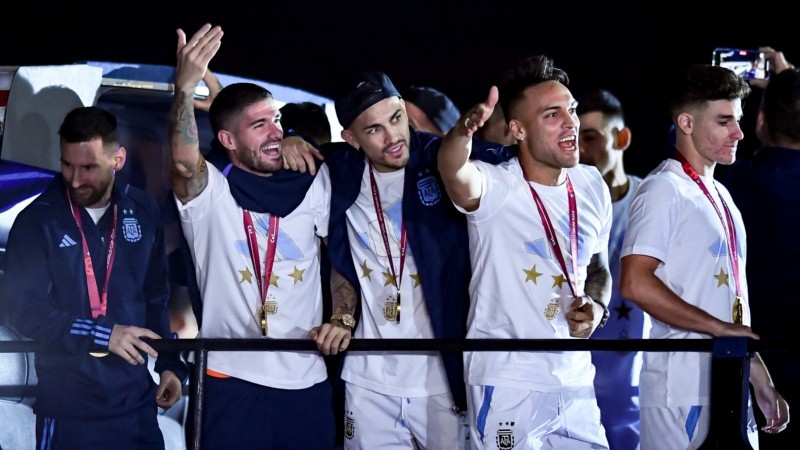 La selección y el pueblo argentino festejan el tercer campeonato mundial en una jornada histórica