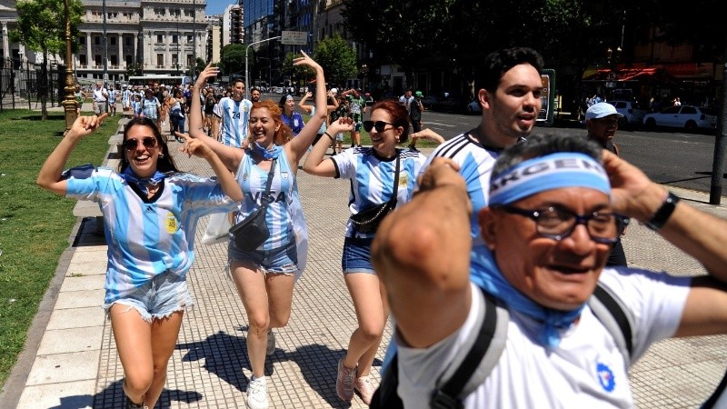 La selección y el pueblo argentino festejan el tercer campeonato mundial en una jornada histórica