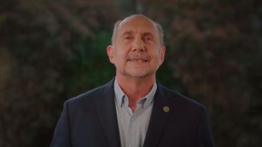 El gobernador de la provincia publicó un mensaje de fin de año en sus redes sociales.
