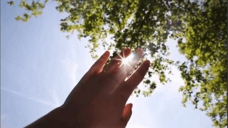 La posibilidad de lluvias en Rosario recién aparece en miércoles por la tarde.