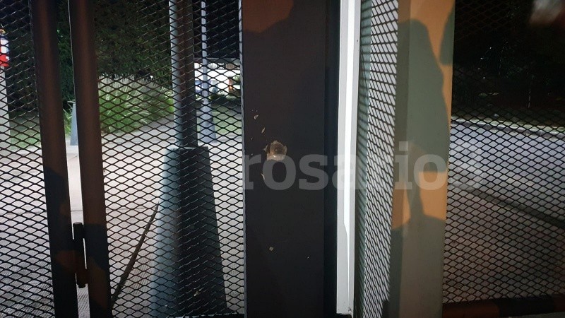 Varios tiros contra la fachada a las 21.35 de este miércoles.