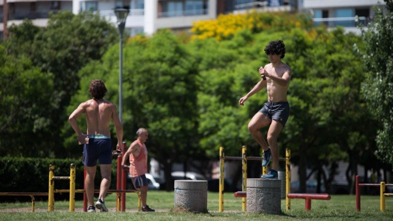 El día estará caluroso, pero aceptable.