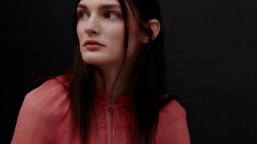 Distintos cortes y telas se entremezclan para crear diferentes outfits