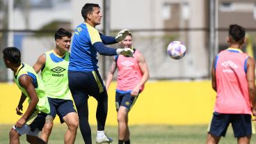 El arquero Gaspar Servio es uno de los futbolistas que no seguirán en Arroyito.
