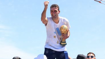 Scaloni levantó la Copa del Mundo como técnico de la selección y seguirá en el cargo hasta 2026.