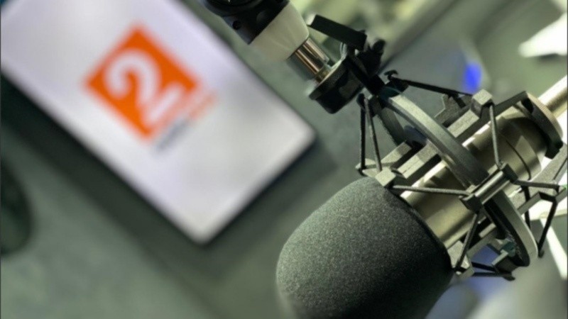Todos los sábados de 18 a 20 se emite Huellas por Radio 2.