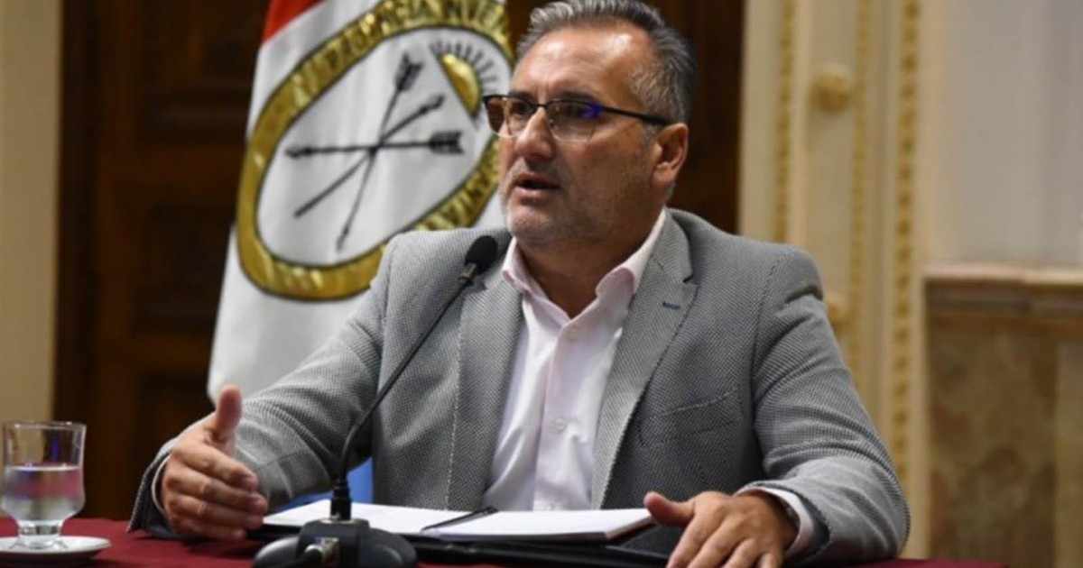 Lewandowski, duro con Perotti "El gobernador tiene más afinidad con