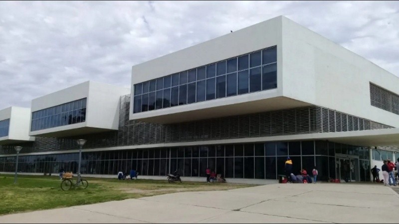 La menor y su madre habían sido atendidas en el Nuevo Hospital Iturraspe de Santa Fe. 