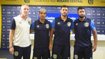 Los tres nuevos jugadores presentados por el Colorado Lussenhoff