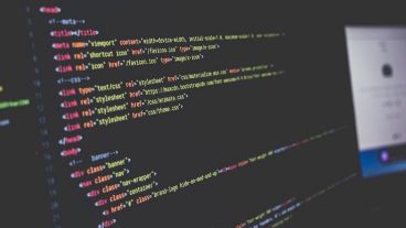 Actualmente se observa una escasez de profesionales que puedan desempeñarse como desarrolladores Front-End.