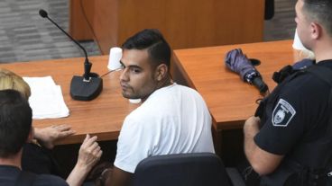 Enero de 2020. Cachete, a horas de ser detenido, escucha la imputación en su contra.