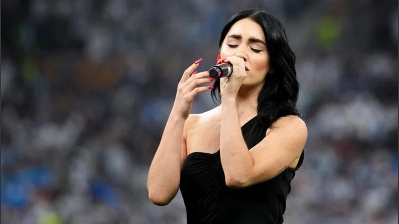 Tras el triunfo de la Selección en el Mundial de Qatar, la artista visitó 
