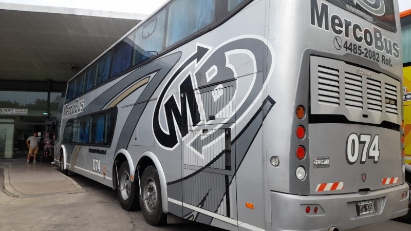 El micro que fue retenido dos veces en la Terminal de Rosario