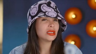 Charlotte Caniggia, en modo limpieza de baño.