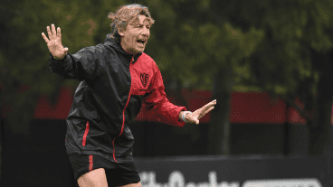Heinze pierde dos futbolistas para el arranque por lesiones.