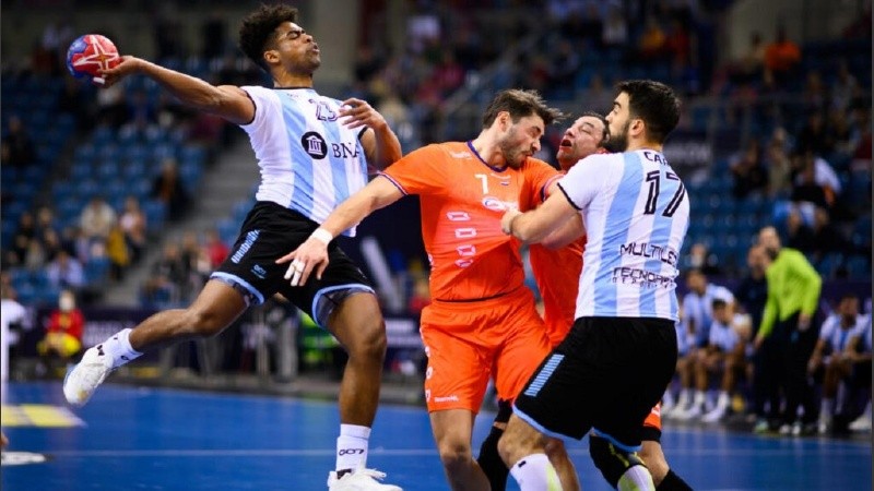 El próximo domingo a las 16.30 (hora argentina) jugará su segundo encuentro frente a Noruega.