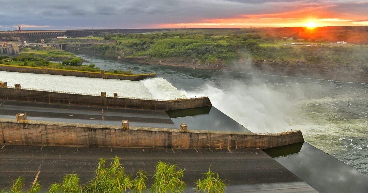 Soccorsi in arrivo?: la diga di Itaipu ha aperto i battenti e si prevede un miglioramento del flusso del fiume Paraná