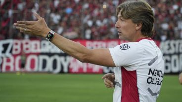 El Gringo Heinze volvió al Coloso como técnico de Newell's.