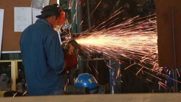 La provincia busca electricistas, mecánicos, técnicos en refrigeración, gasistas y plomeros