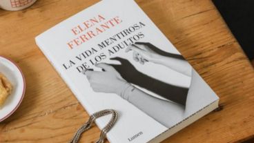 Portada de "La vida mentirosa de los adultos", editado por Lumen.