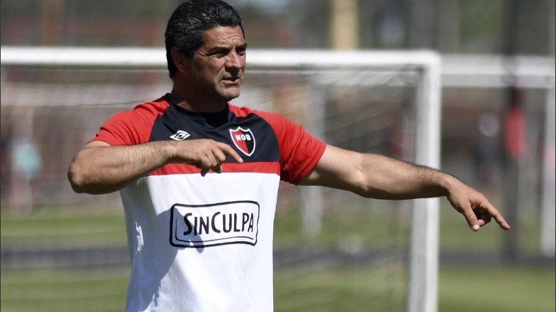 Aquino era uno de los técnicos de inferiores y asegura que lo echaron de un día para el otro y sin razones.