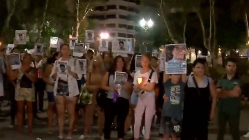 La marcha en Rosario culminó en plaza San Martín.