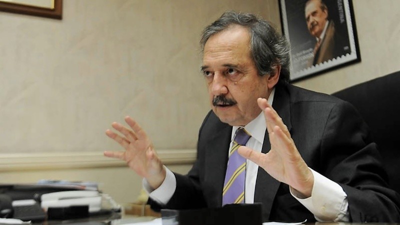 Alfonsín se pronunció en redes sociales contra el armado de cara a las elecciones.