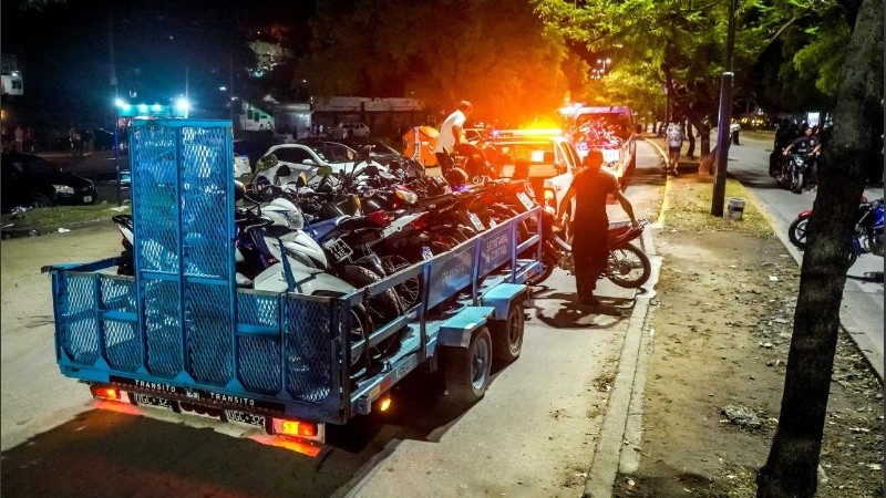 El megaoperativo se realizó entre las 2 y las 7 del último domingo en La Florida. 