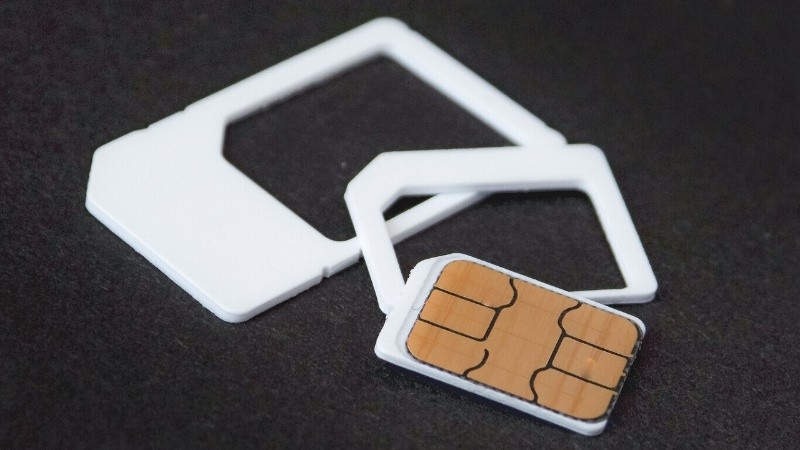 El SIM Swapping sirve para verificar un número de teléfono en un dispositivo ajeno al propietario de la línea.