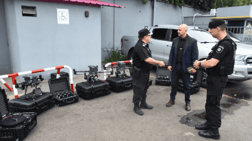 “Estos 20 drones sirven para apoyar las actividades preventivas y de investigación", explicó  el secretario de Seguridad de Santa Fe, Claudio Brilloni.