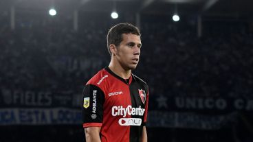 El delantero rojinegro fue titular en las dos primeras fechas de la Liga Profesional. Tendrá una larga recuperación.