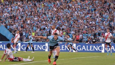 Vegetti fue la gran figura de la noche del sábado en Córdoba.