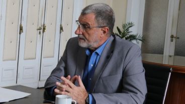 El ministro concurrirá este martes a la Legislatura santafesina.